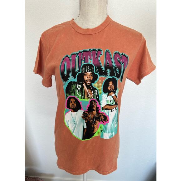 Outcast Acid Wash Vintage Style Oversized Tshirt - S - Picture 1 of 3